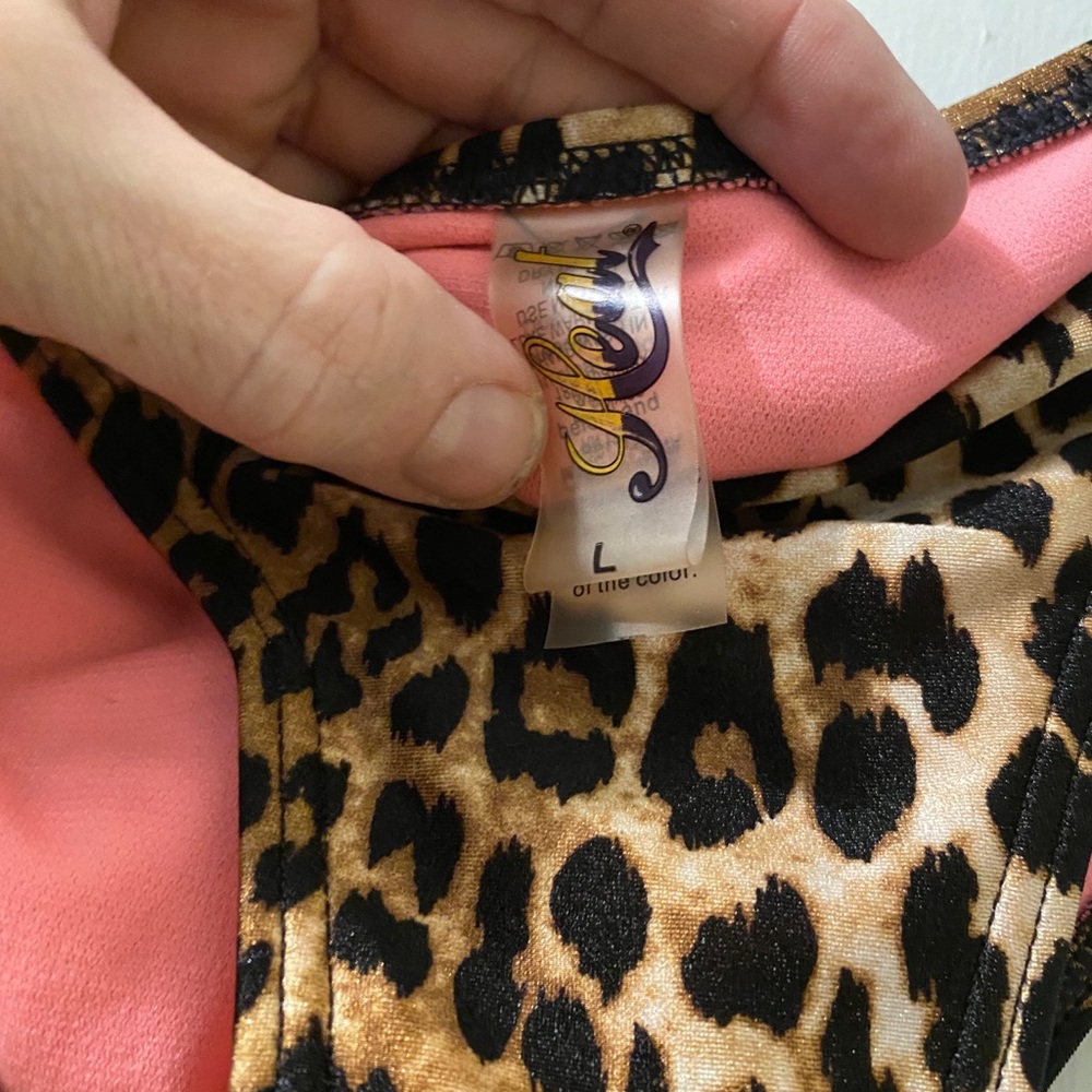 Leopard Bikini - Picture 6 of 6
